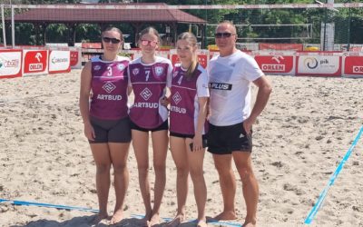 Siatkarki plażowe SSP6  tuż za podium