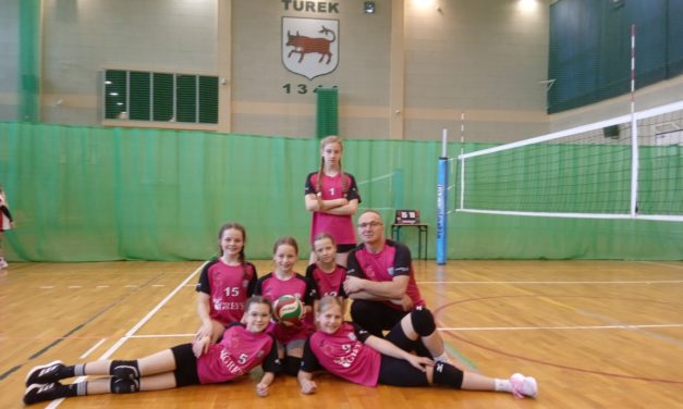 Siatkarki IVs po półfinałach Mistrzostw Wielkopolski Kinder2025