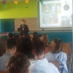 Spotkanie uczniów z policjantką