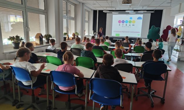 „STEAMowe przygody szkolniaka”