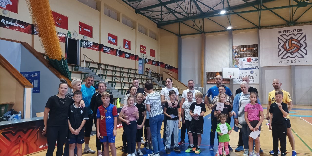 Relacja z Maratoniku Sportowo-Rekreacyjnego dla rodziców i dzieci z klas IV