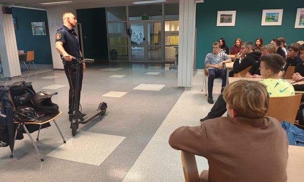 Odblaskowa szkoła ze Strażą Miejską