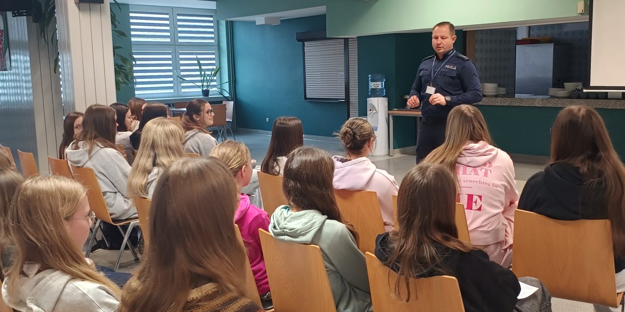 ODPOWIEDZIALNOŚĆ NIELETNICH – lekcja profilaktyczna z policjantem