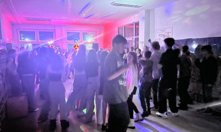 Relacja z dyskoteki szkolnej