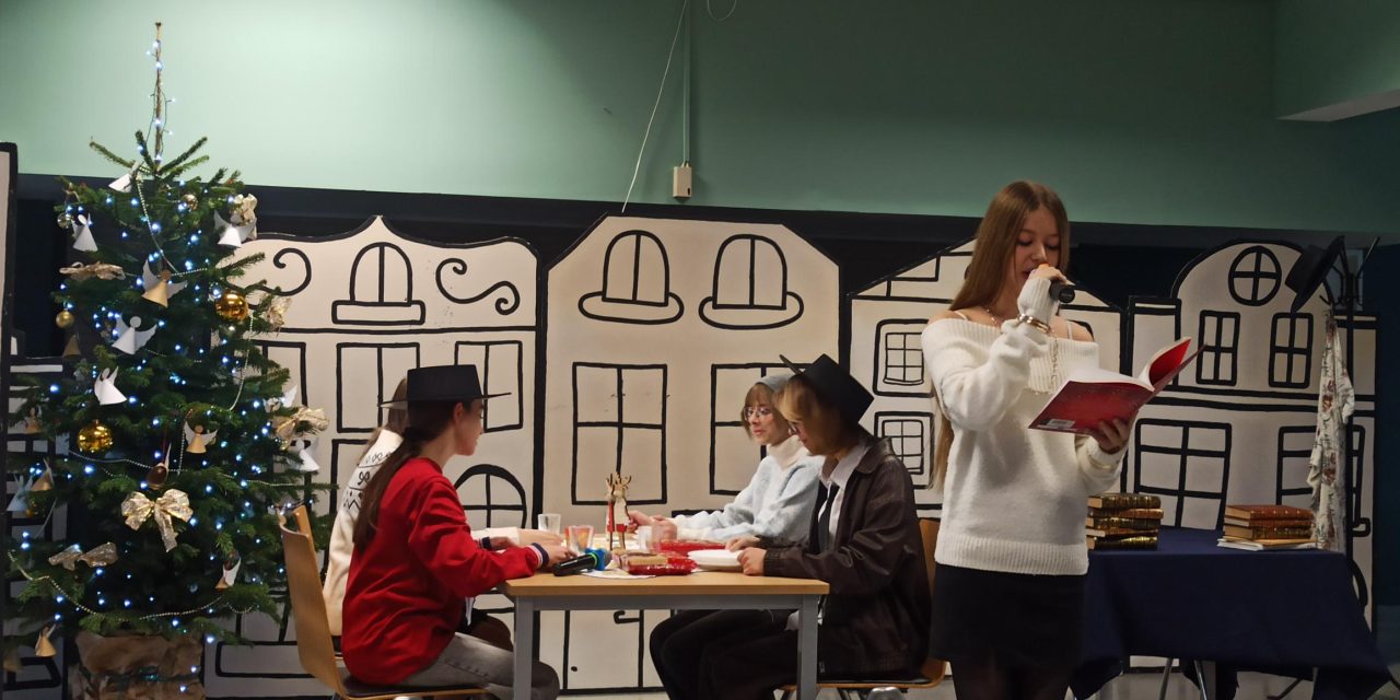 „Opowieść Wigilijna” w wykonaniu Szkolnego Samorządu Uczniowskiego