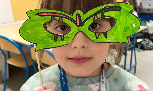 „Tworzymy Maski, Czekamy na Bal”