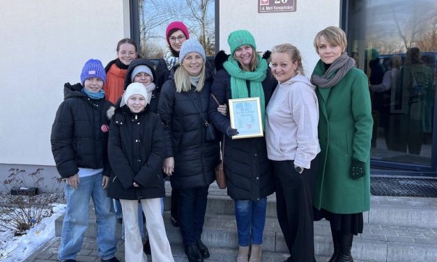 Dzieci – dzieciom, pomaganie łączy 